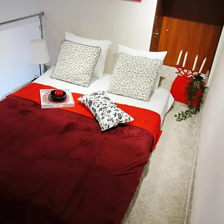 Red & White Near Wawel Castle Διαμέρισμα *